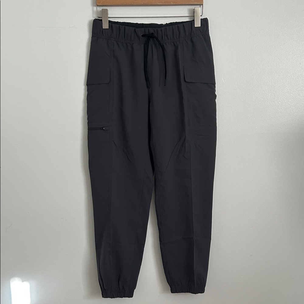 Mountain Hardwear Men's Dark Gray Cargo Pants